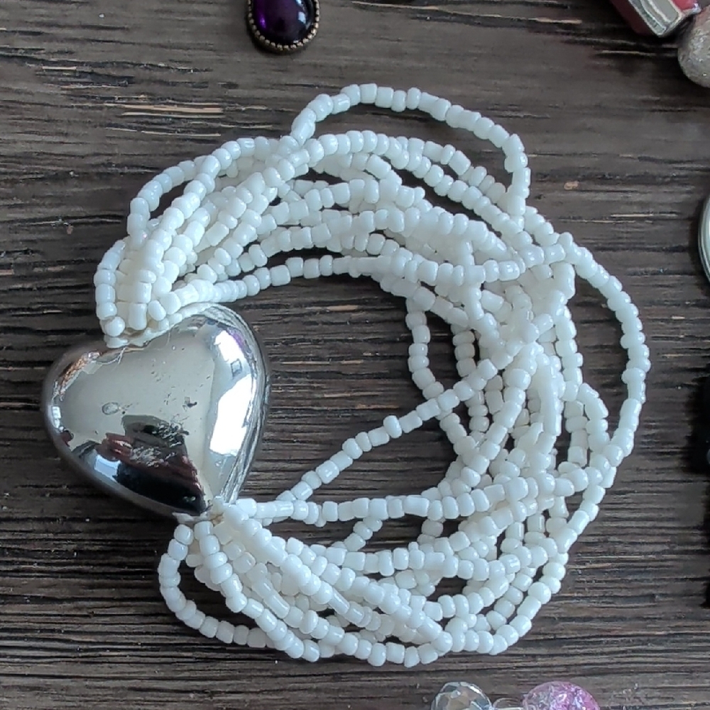 Pink and White Beaded Bracelet Set - Picture 4 of 8